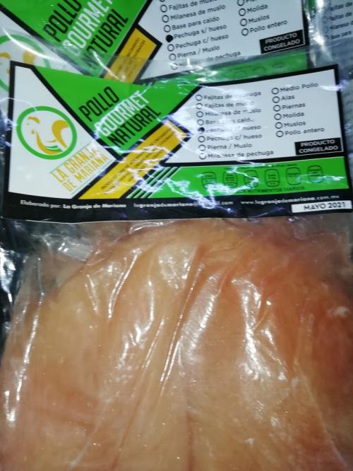 Pechuga de pollo gourmet sin hueso, 1/2 Kilo, Aprox.
