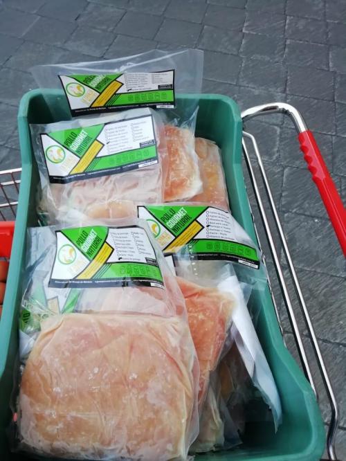 Pollo gourmet: Muslo de pollo gourmet, 750 g. Aprox.